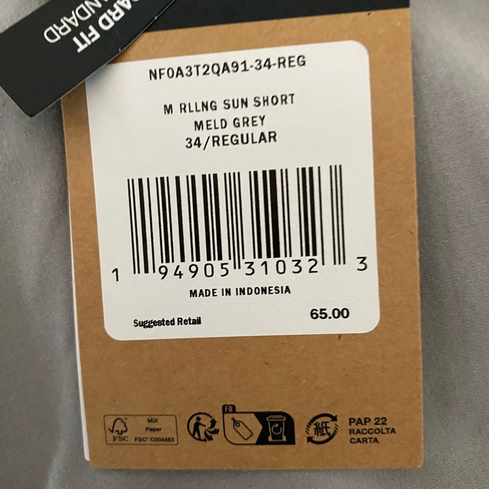 Mens north face shorts - Picture 3 of 3
